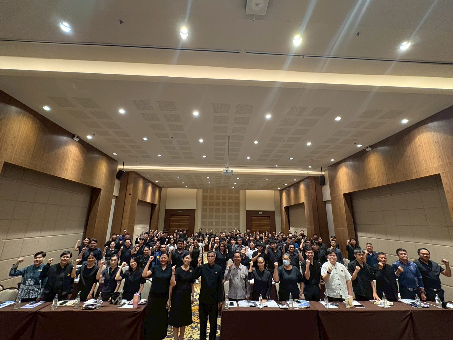 สพอ.คอนสวรรค์ ร่วมเปิดโครงการ “พช. จิตอาสา ศรัทธาที่เดินได้” เสริมพลังจิตอาสาพัฒนาชุมชน น้อมนำพระราชปณิธานสู่การปฏิบัติ