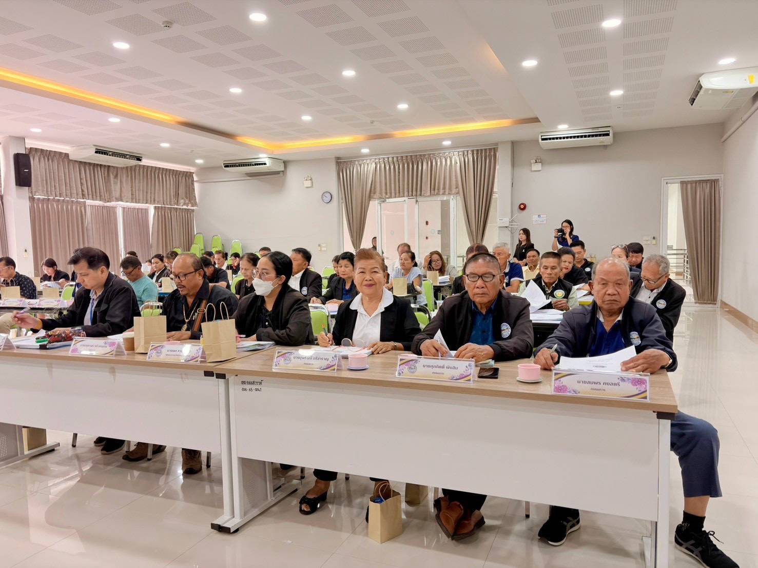 สพอ.คอนสวรรค์ ร่วมประชุมคณะกรรมการพัฒนาเทศบาลตำบลคอนสวรรค์ พิจารณาแผนพัฒนาท้องถิ่นและแผนการดำเนินงาน ประจำปีงบประมาณ พ.ศ. 2570