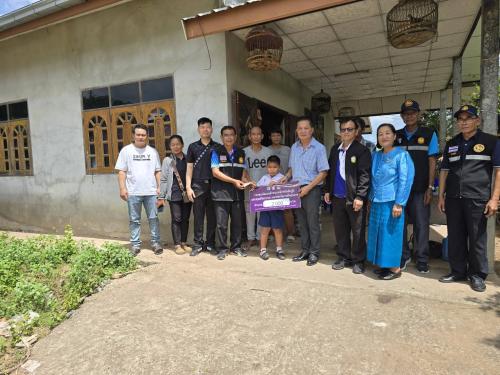 สพอ.คอนสวรรค์ มอบทุนอุปการะเด็กตามโครงการ “ชัยภูมิ ปันรัก ปันสุข เพื่อน้อง” ประจำปี 2569