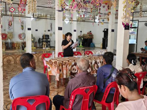 สพอ.คอนสวรรค์ ร่วมติดตามและสนับสนุนการดำเนินงานกองทุนหมู่บ้านบ้านโปร่งคลอง เสริมสร้างความเข้มแข็งทางการเงินชุมชน